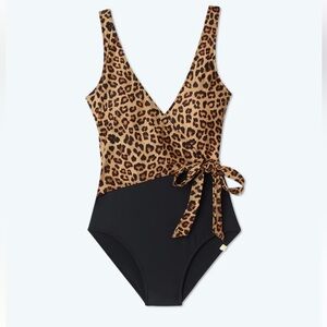 Summersalt NWT The Perfect Wrap One Piece